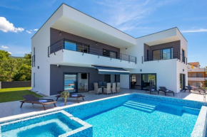 VILLA BOGI *****
